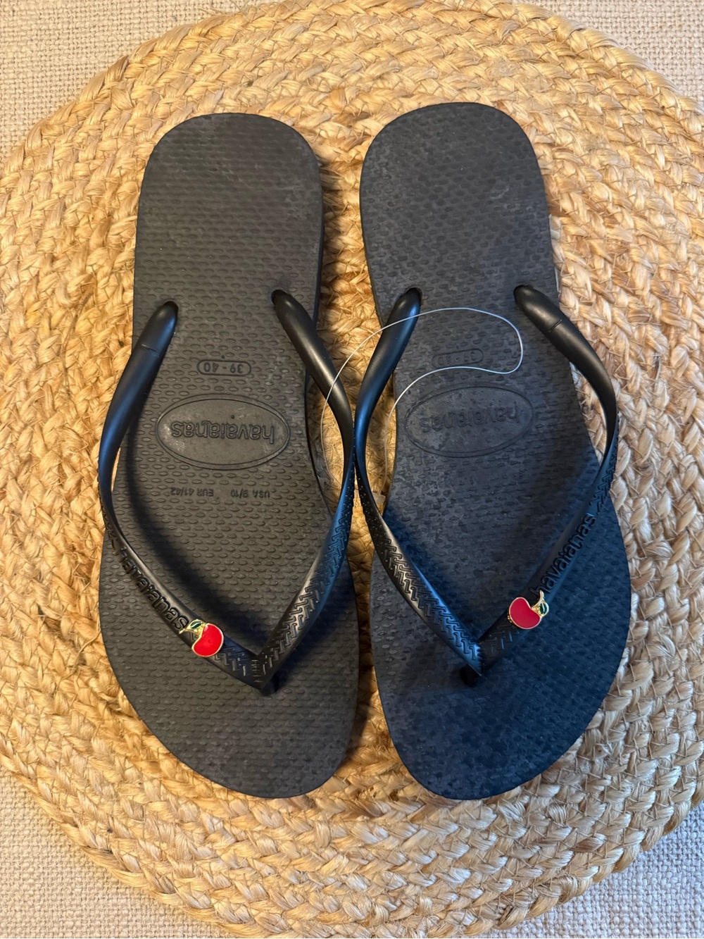 Havaianas Women's Black Flip Flops with Red Heart Charm